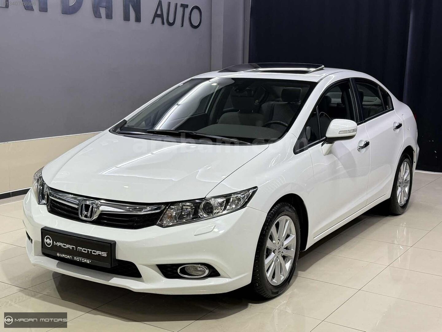 MADAN-2013 HONDA CİVİC 1.6İ-VTEC ELEGANCE 25.000 KM OTOMATİK 3