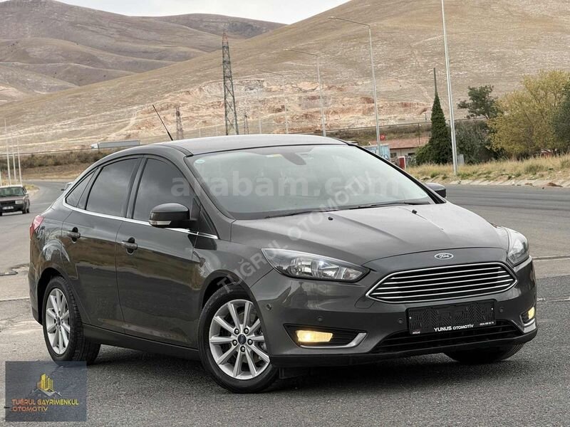 2015 ÇIKIŞLI HATASIZ/BOYASIZ/DEGİŞENSİZ 160.ooKM FOCUS AUTO PRK