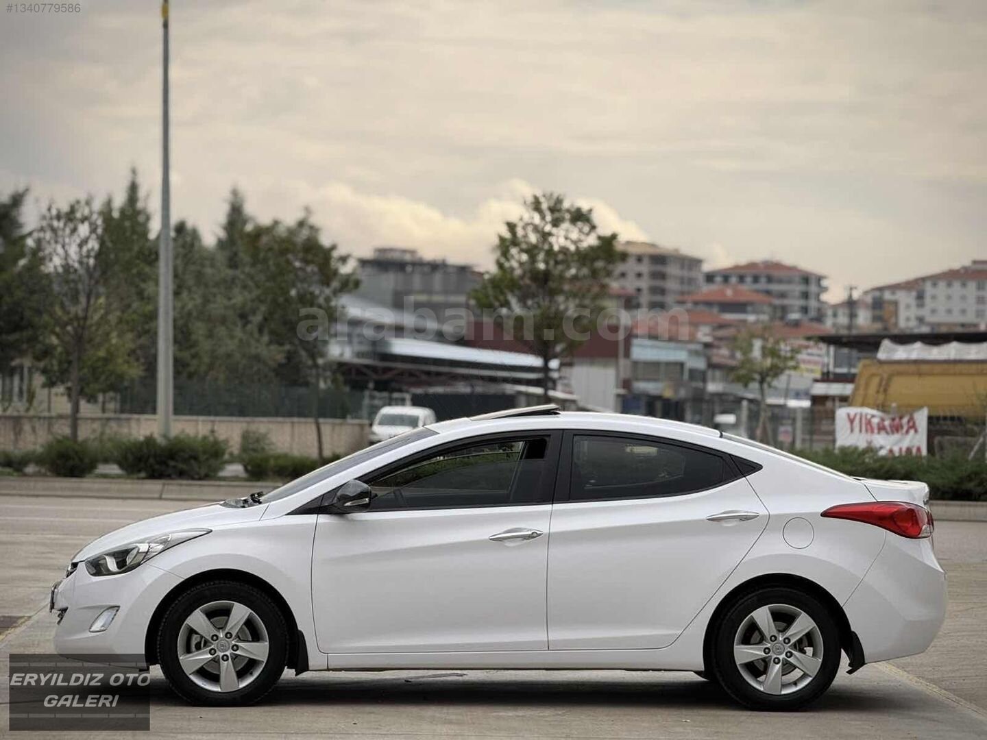TR'DE TEK 57.000 KM'DE OTOMATİK SANROOF'LU EN DOLUSU SIFIR GİBİ 3