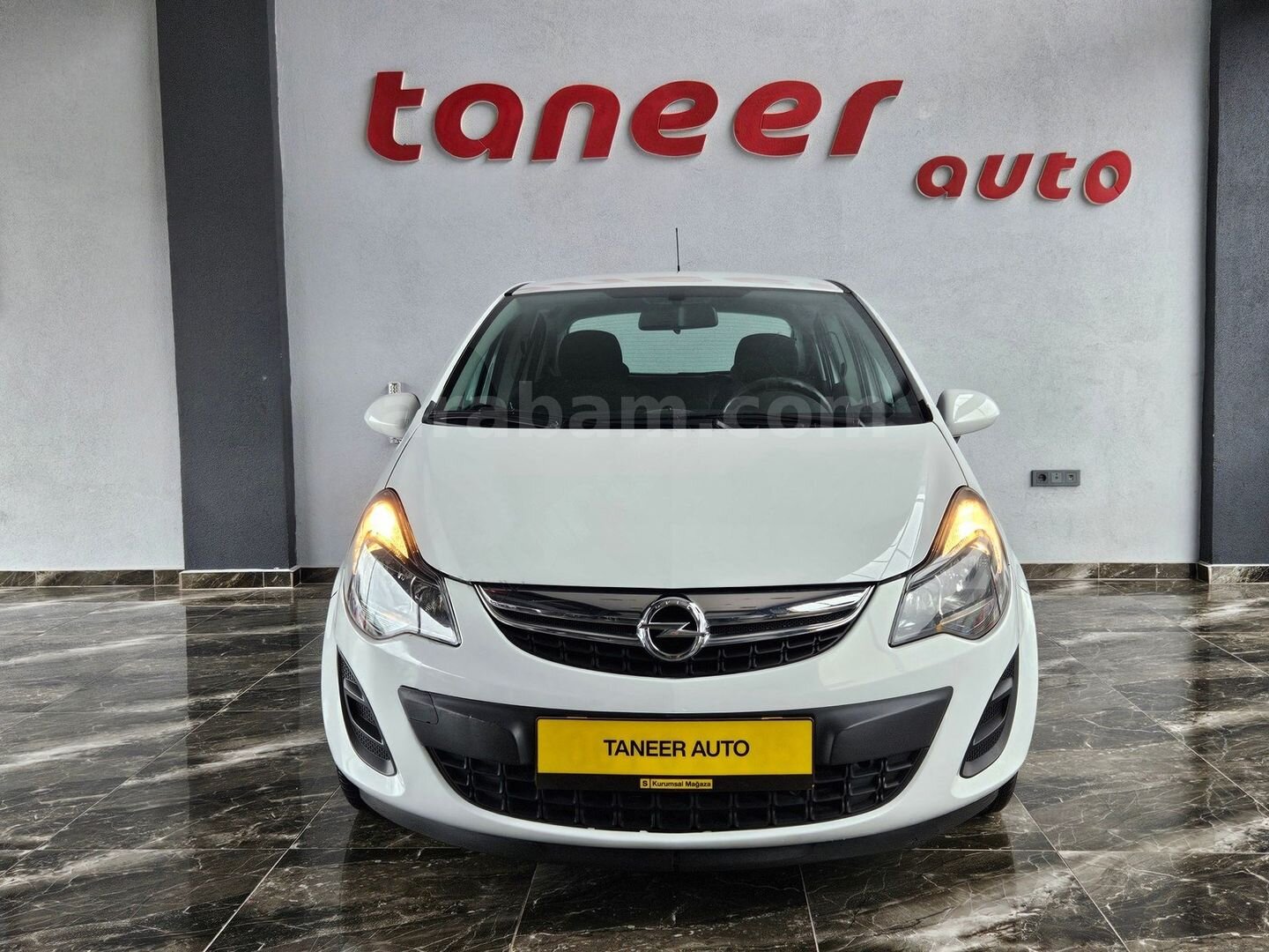 TANEER AUTO'DAN OPEL CORSA 1.2 TWINPORT OTOMATİK 2014 MODEL 4