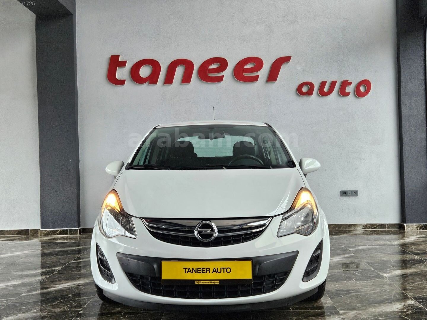 TANEER AUTO'DAN OPEL CORSA 1.2 TWINPORT OTOMATİK 2014 MODEL 2