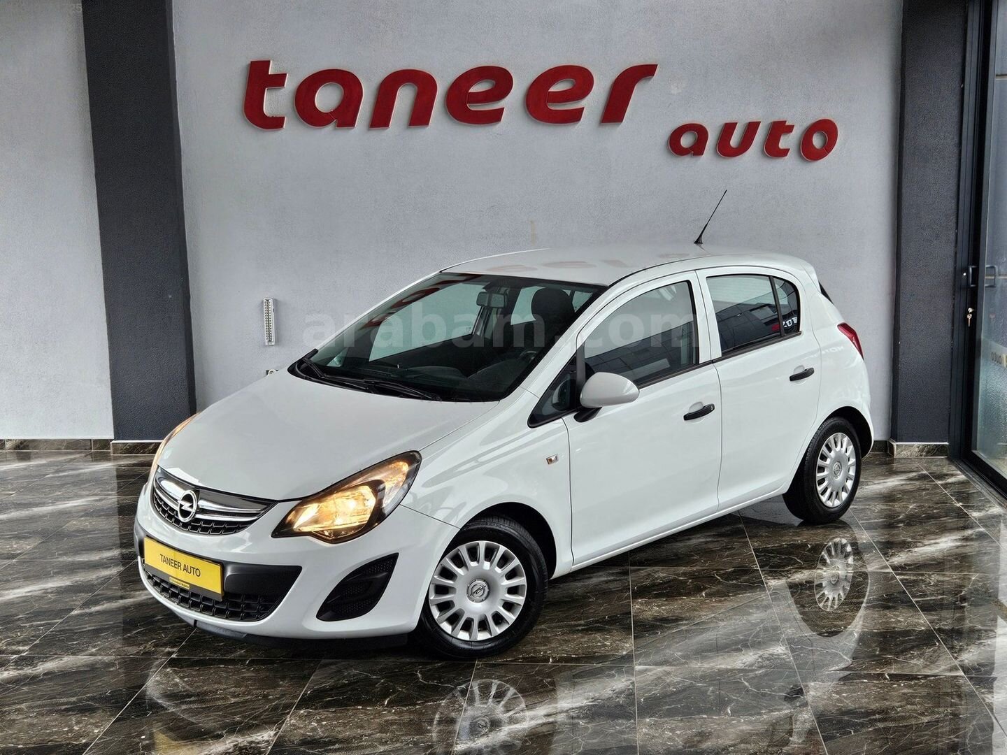 TANEER AUTO'DAN OPEL CORSA 1.2 TWINPORT OTOMATİK 2014 MODEL 1