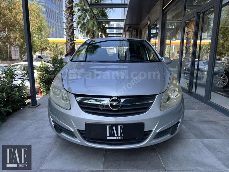 141.050 KM'DE 2011 MODEL OPEL CORSA 1.2 ESSENTİA OTM (İLK SAHİP)