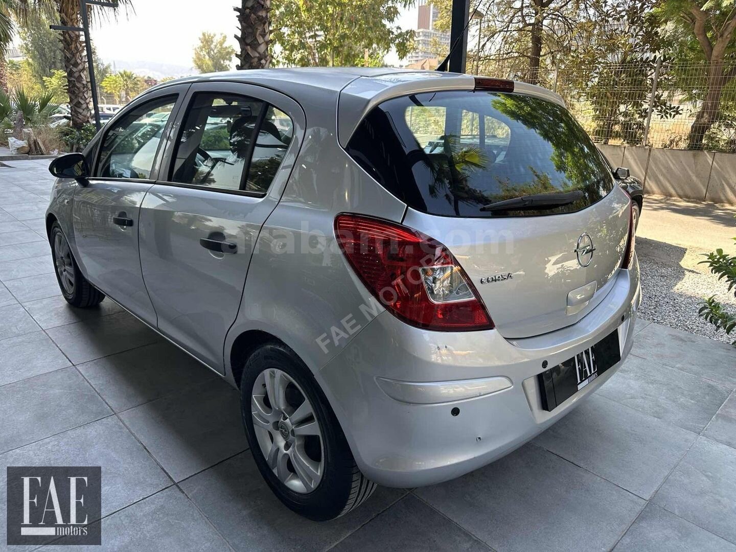 141.050 KM'DE 2011 MODEL OPEL CORSA 1.2 ESSENTİA OTM (İLK SAHİP) 3