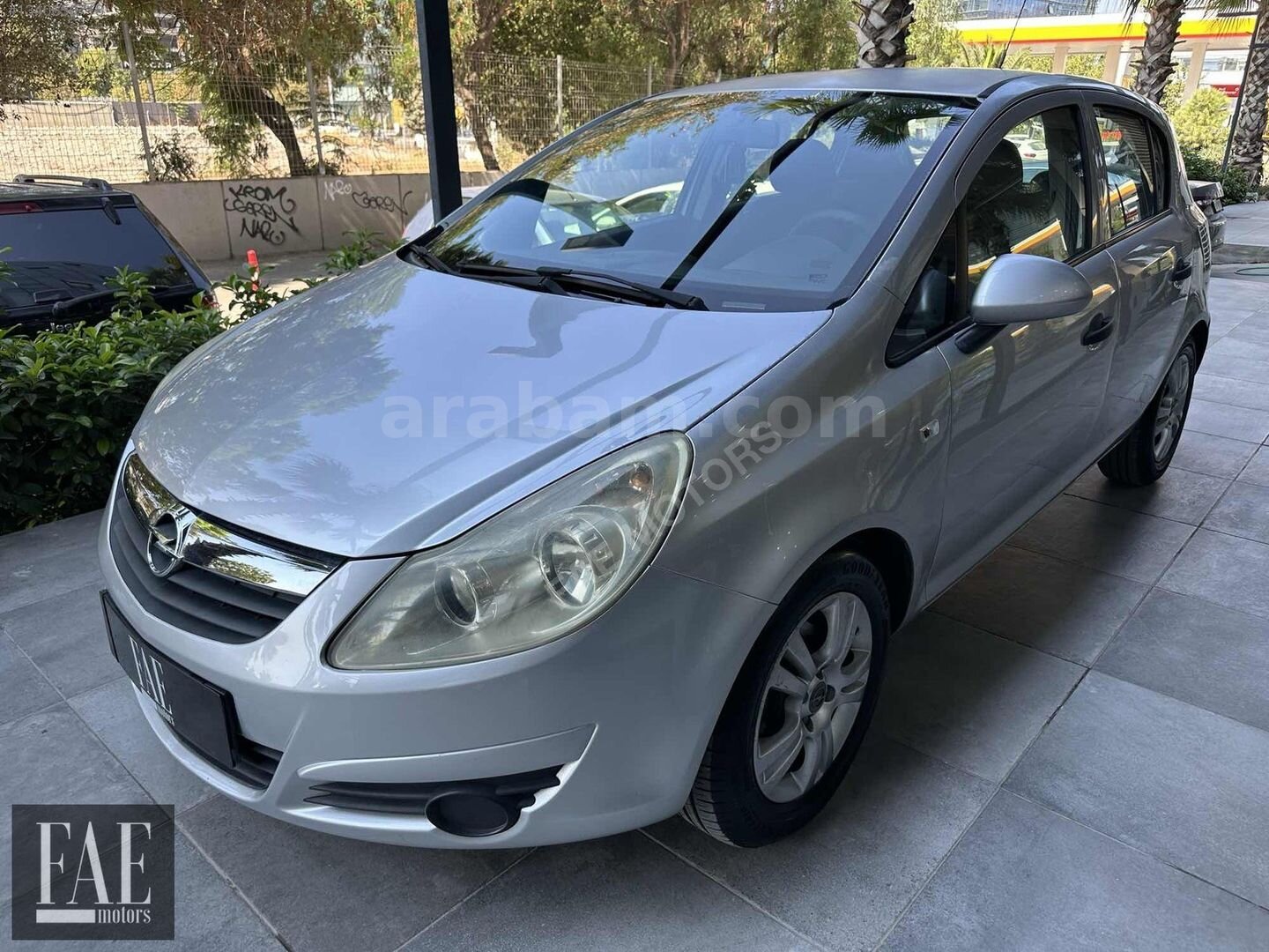 141.050 KM'DE 2011 MODEL OPEL CORSA 1.2 ESSENTİA OTM (İLK SAHİP) 2