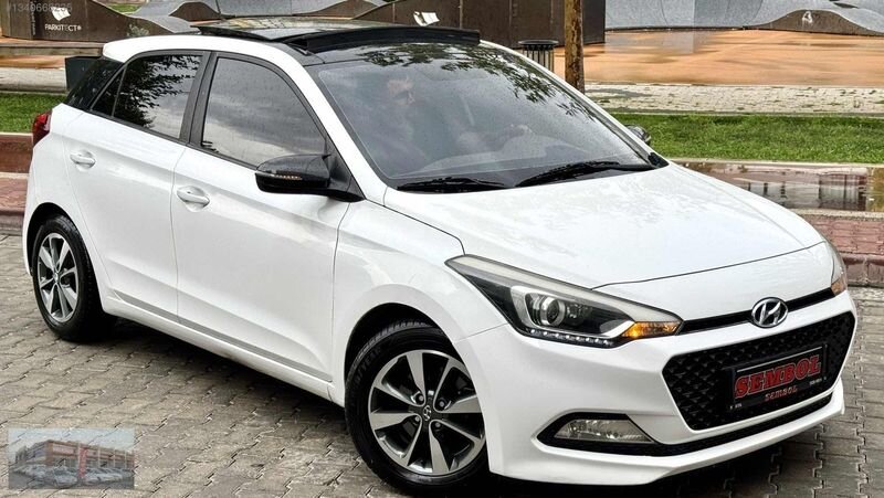 2016 MODEL HYUNDAİ İ20 STYLE CAM TAVANLI 170.000 KMDE
