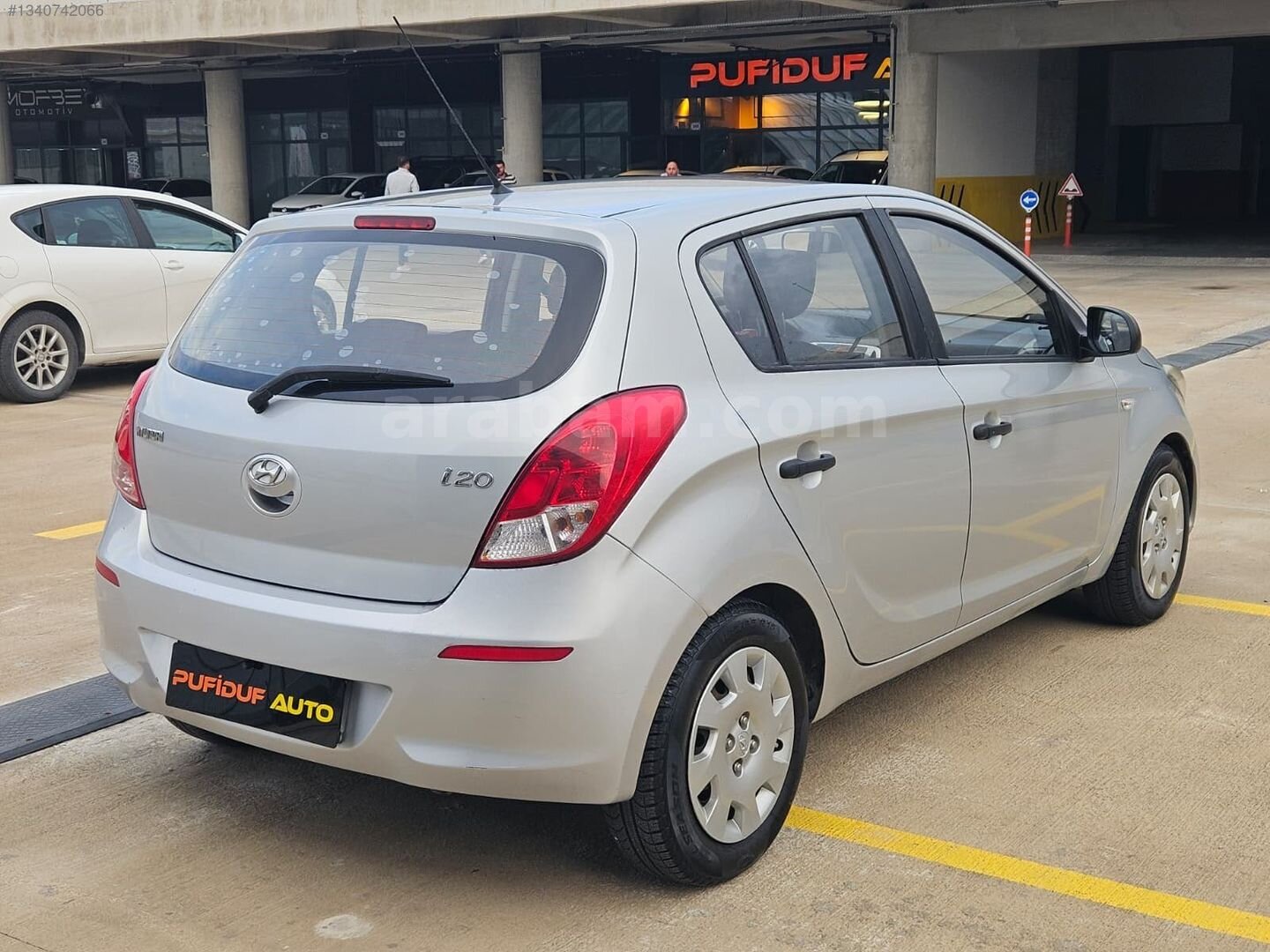 PUFİDUF AUTODAN HYUNDAI İ20 JUMP OTOMATİK 130.000 KM 5