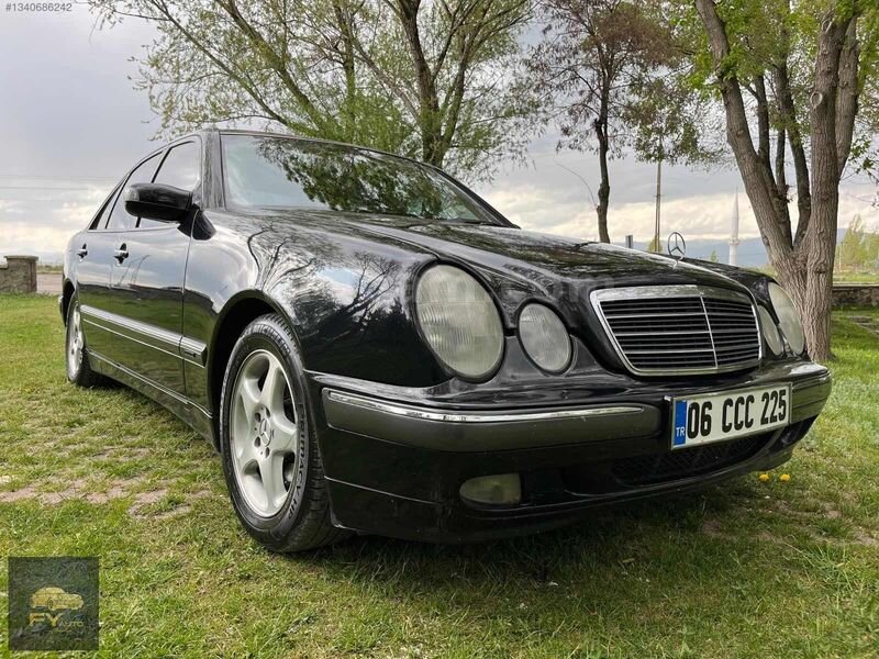 2000 MERCEDES E200 KOMP. ELEGANCE DEĞİŞENSİZ KOMPLE TEMİZ BOYALI