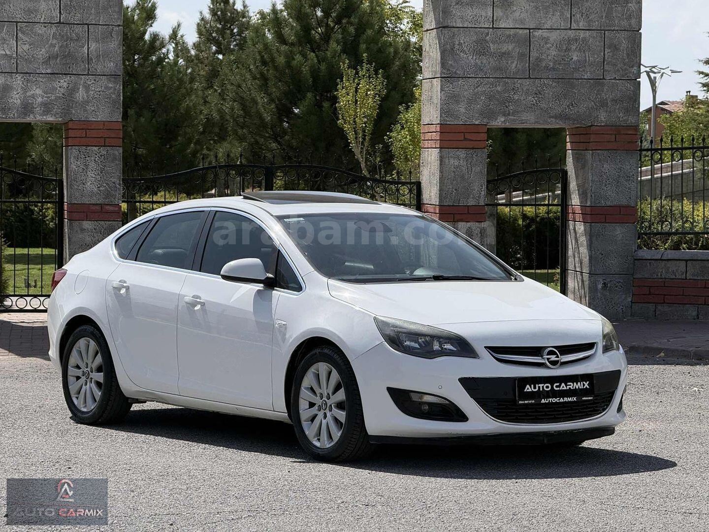 BOYASIZ HATASIZ TRAMERSİZ ASTRA 1.6 CDTI SPORT+SANRUF 165BİN KM 1