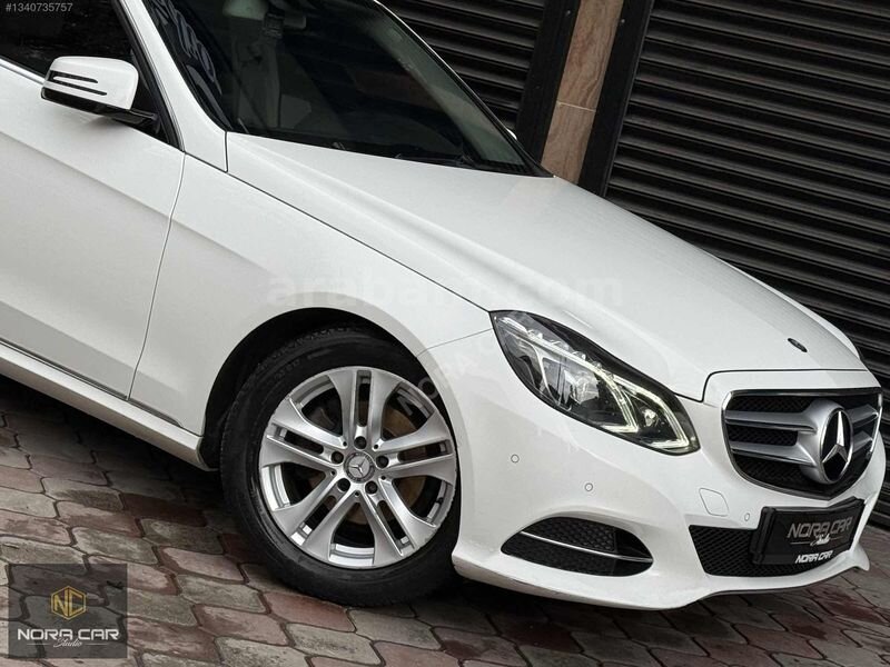 NORA CAR' DAN DEĞİŞENSİZ 1 PRÇ BOYALI E180 ELİTE BEYAZ İÇİ BEJ