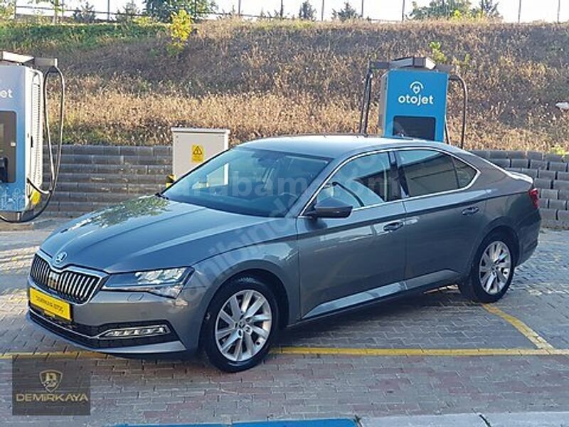 2022 PREMIUM | HAFIZA+ELK KOLTUK | CRYSTAL LED | GRİ | 140.0KM |