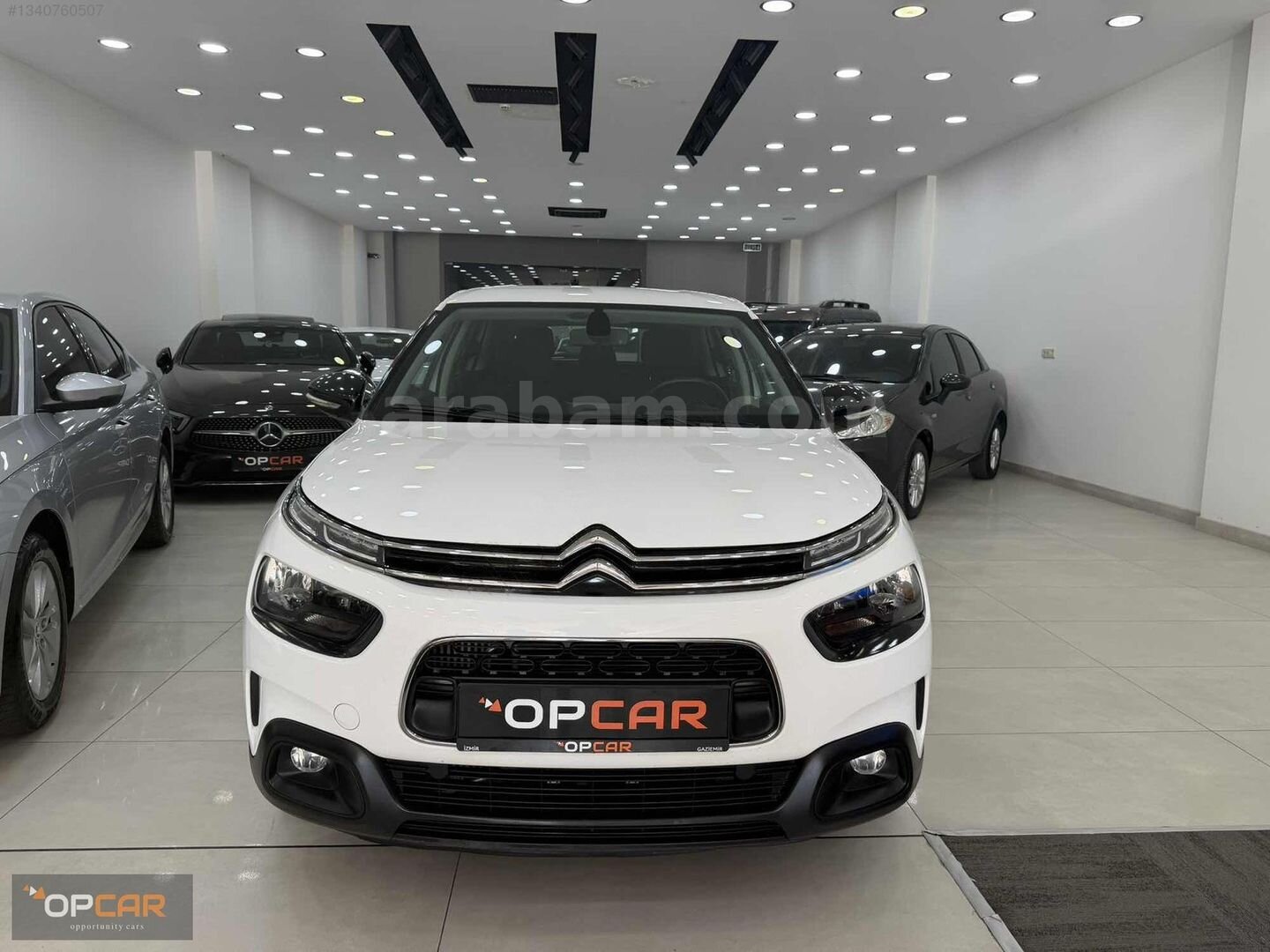 OPCAR'DAN 2019 CACTUS MAKYAJILI KASA 1 BOYA 220.000TL PEŞİNATLA 3