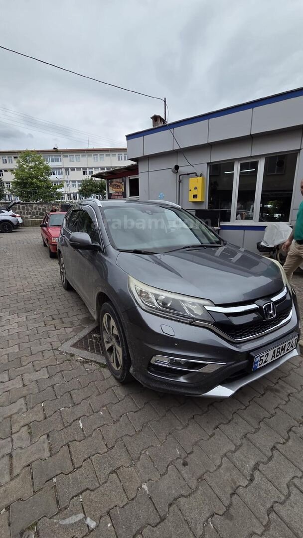 Sahibinden Honda CR-V 1.6 i-DTEC Elegance 2015 Model 2