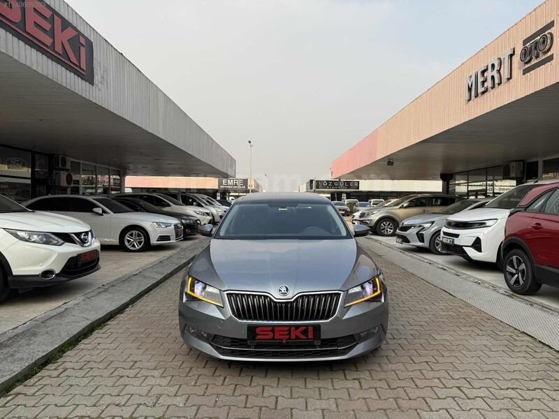 2017 SKODA SÜPER B - STYLE CAM TAVAN - 1.6 TDI-DSG - 108.000 KM