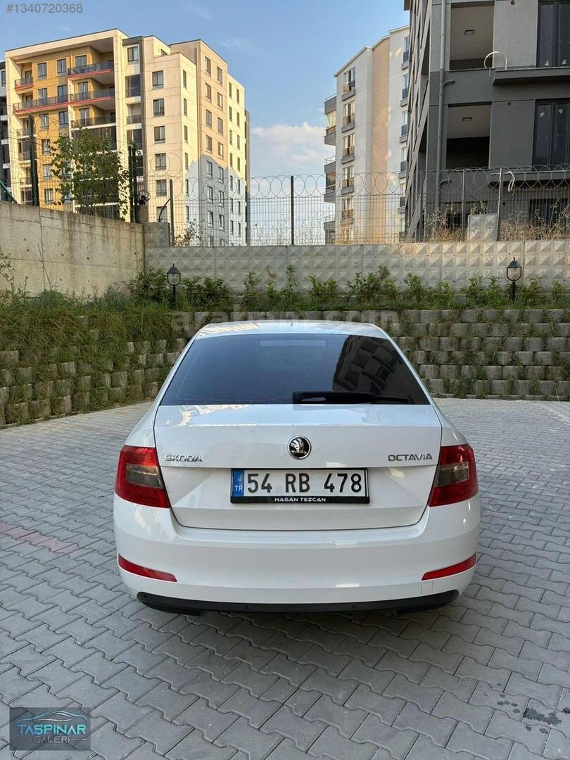 2016 MODEL SKODA OCTAVIA 1.6 OTOMATİK TEMiz BAKIMLI 6