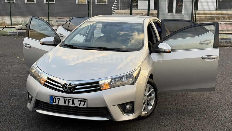 ÇELİK OTOMOTİVDEN NOKTA BOYASIZ ÇİZİKSİZ COROLLA TAKAS OLUR 1