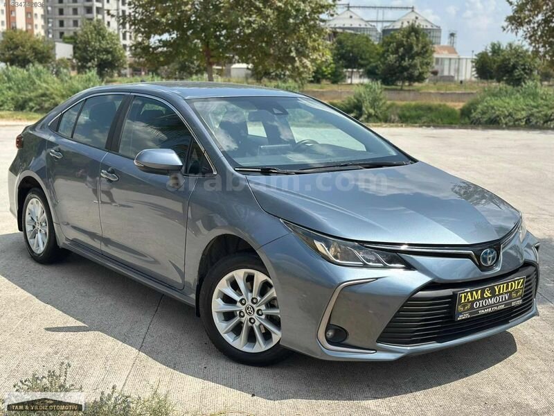 TAMYILDIZ OTOMOTİVDEN TOYOTA COROLLA 1.8 HYBRİD DREAM