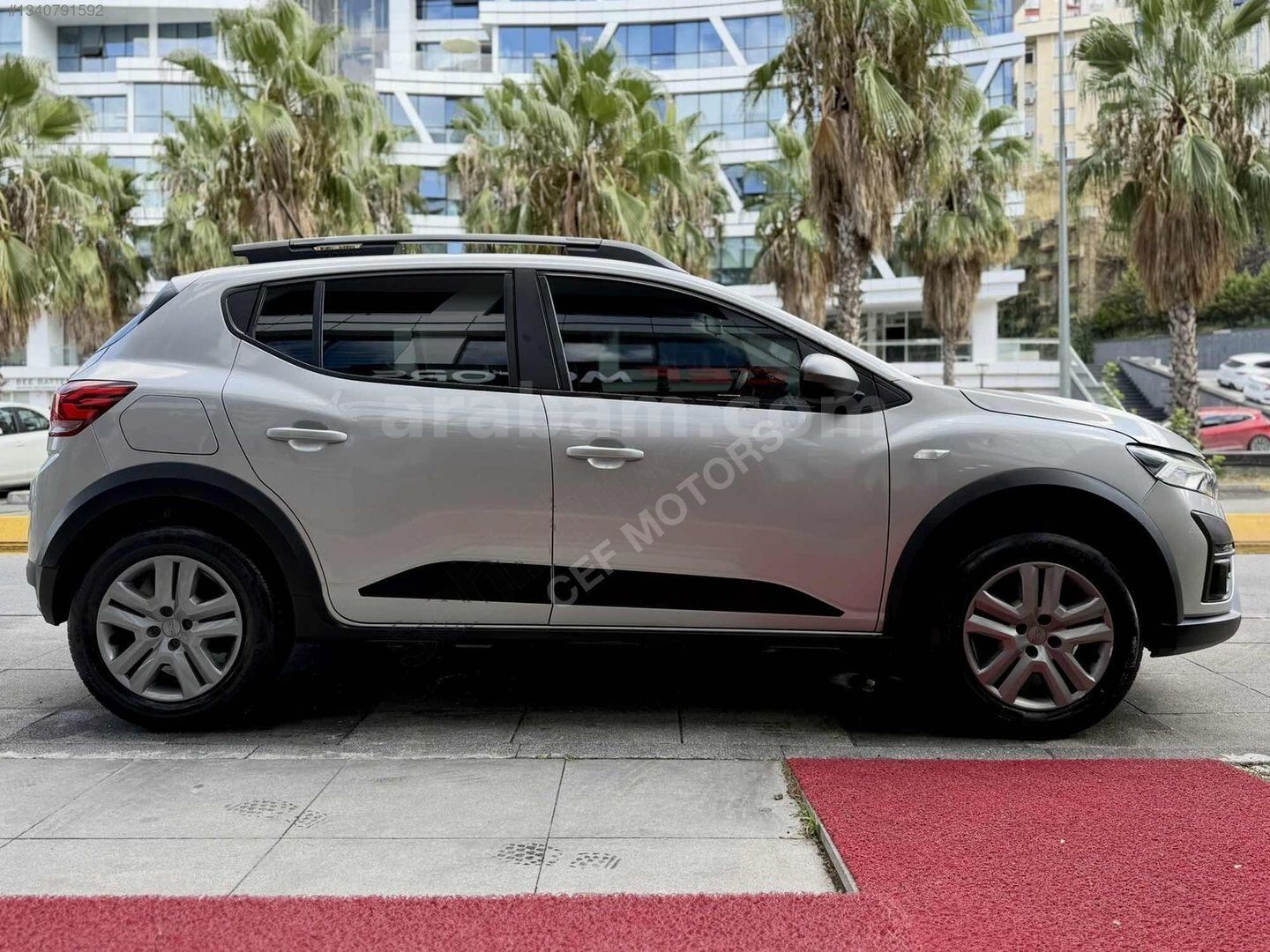 SUNROOFLU 37.000km'de BOYASIZ TRAMERSİZ EXPRESSİON 1.0 TCe CVT 5