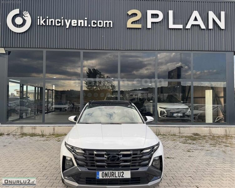 HYUNDAI ONURLU'DAN BOYASIZ DEĞİŞENSİZ DÜŞÜK KM TUCSON 1.6 ELITE