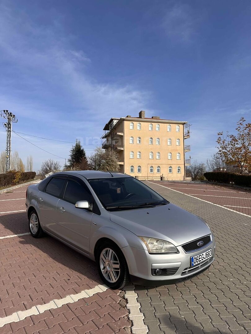 Sahibinden Ford Focus 1.6 TDCi Ghia 2008 Model Gri (Gümüş) 3