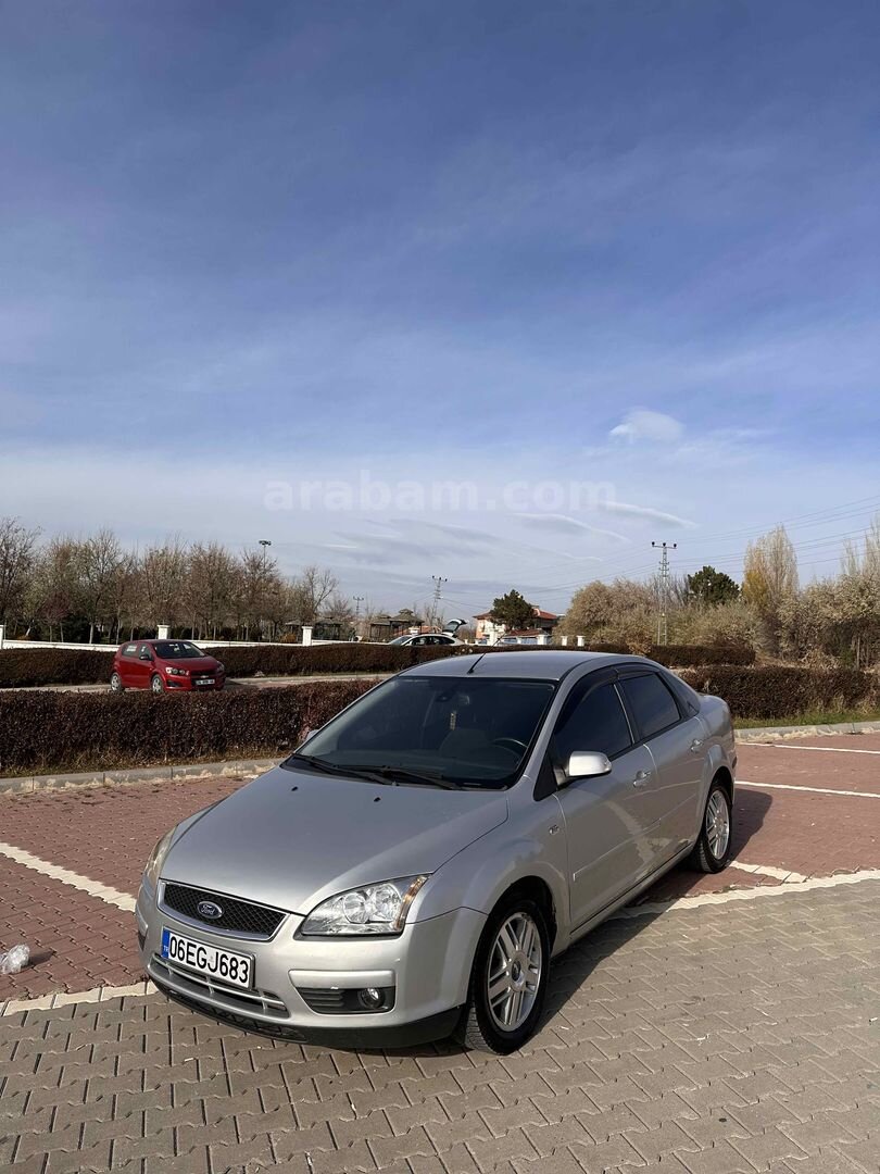 Sahibinden Ford Focus 1.6 TDCi Ghia 2008 Model Gri (Gümüş) 2