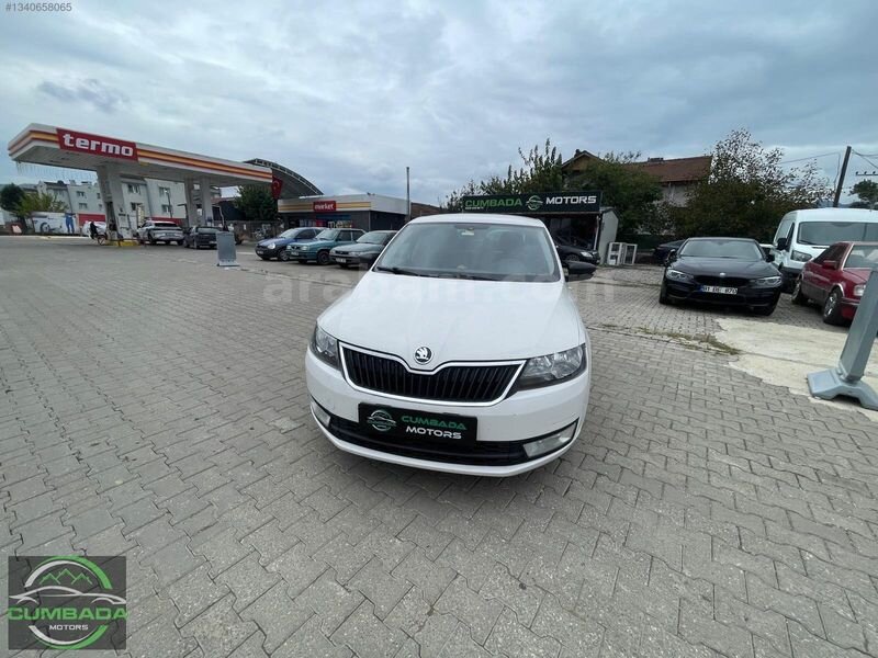 CUMBADA MOTORS'DAN - HESAPLI AİLE ARACI - SKODA RAPİD