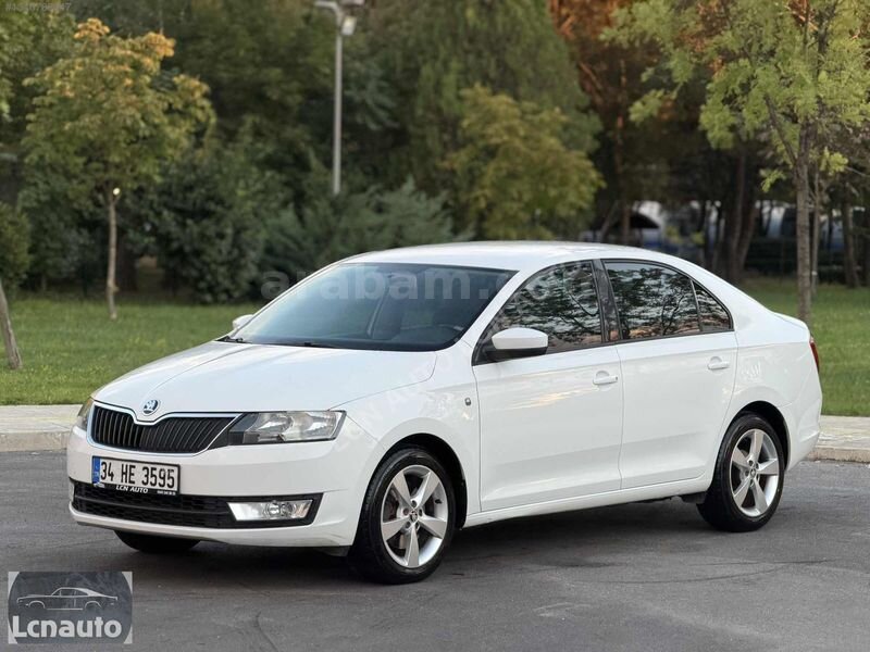 2015 SKODA RAPİD 1.6 TDI OTOMATİK 175 KM EMSALSİZ TEMİZLİKTE