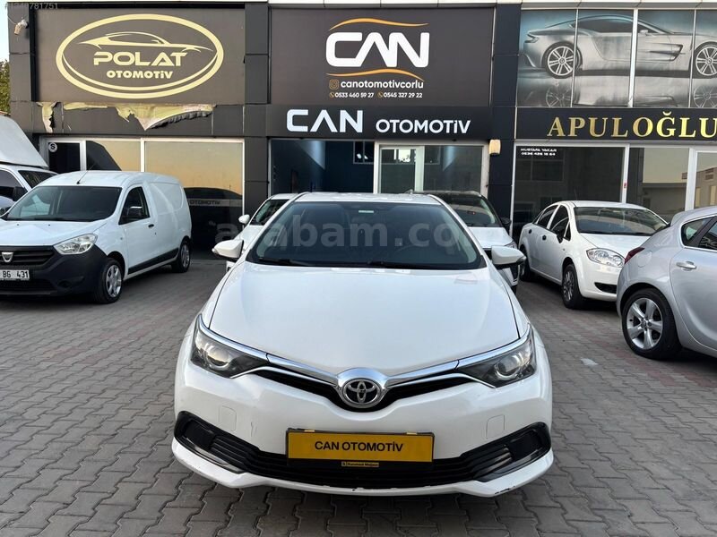 2017 MODEL TOYOTA AURIS 1.33 LIFE