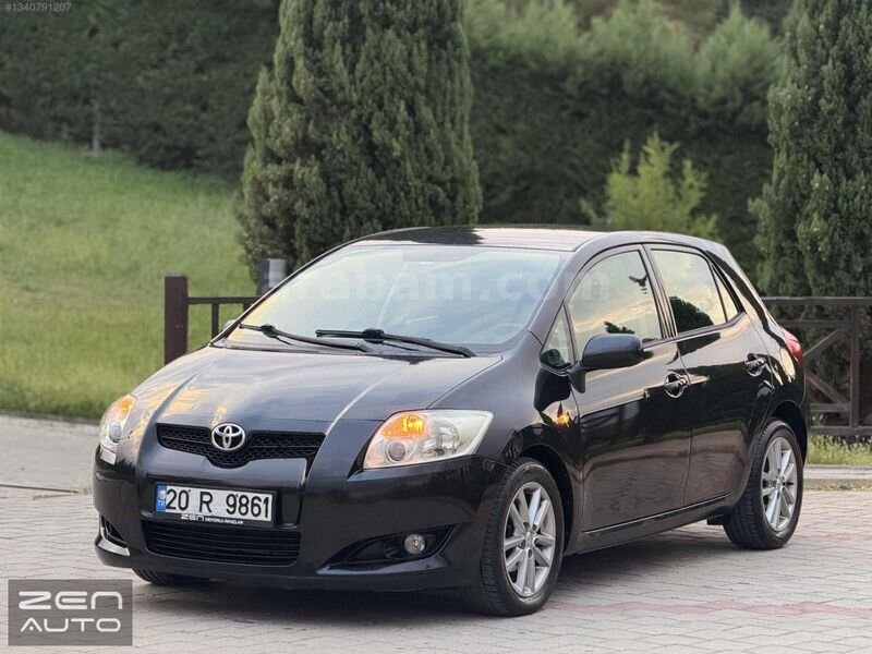 TOYOTA AURIS 1.4 D-4D COMFORT EXTRA 196.000 KM DE