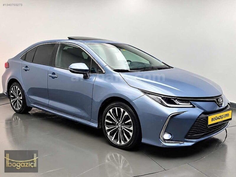 2024 TOYOTA COROLLA 1.5 FLAME X-PACK 37.600KM HATASIZ BOYASIZ