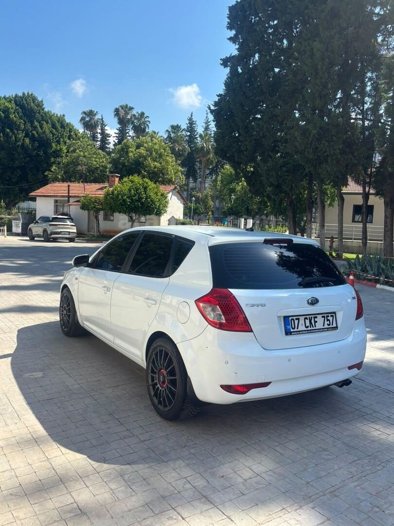 Sahibinden Kia Ceed 1.6 CRDi Motion 2012 Model 5