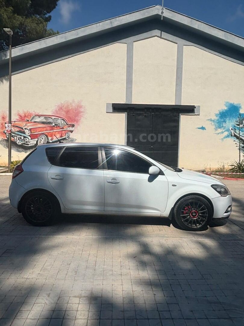 Sahibinden Kia Ceed 1.6 CRDi Motion 2012 Model 3
