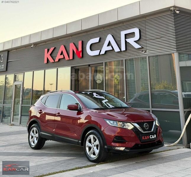 2020 BOYASIZ CAM TAVANLI OTOMATİK VİTES ÖZEL RENK DÜŞÜK KM
