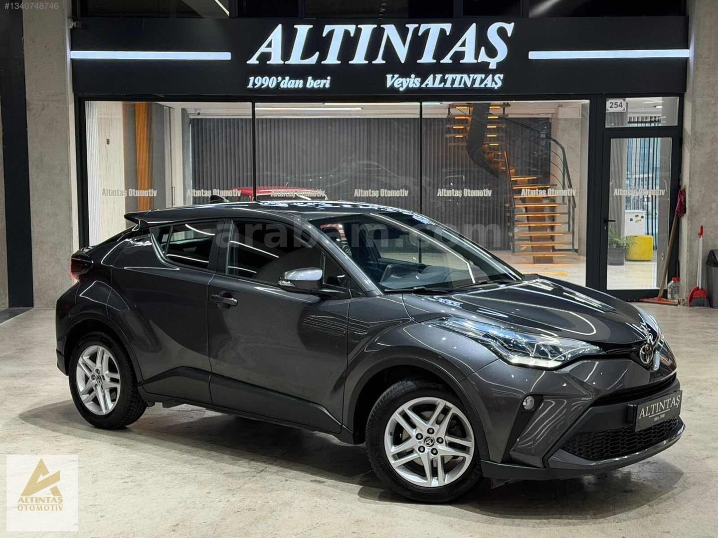 ALTINTAŞ'TAN 2020 TOYOTA C-HR 1.2 T FLAME MDS 91.000 KM İLK EL 4