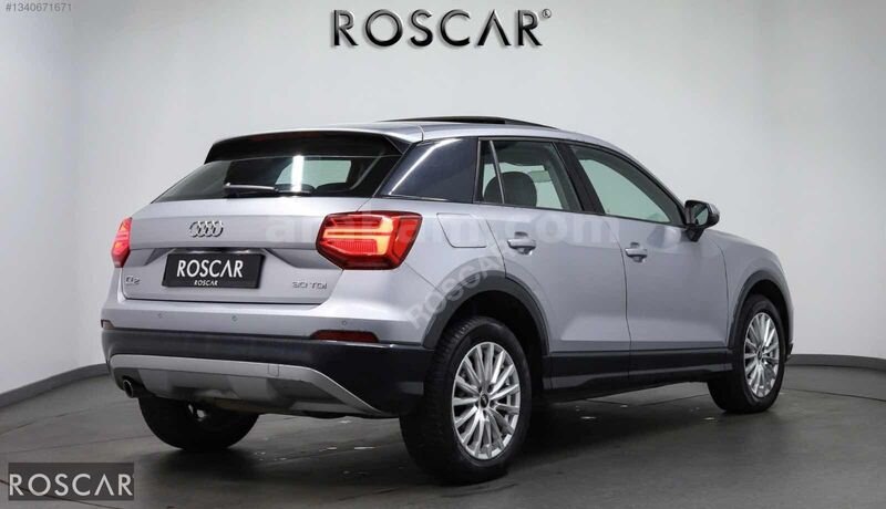 ROSCAR'DAN 2020 AUDİ Q2 30TDI DESİNG CAM TAVANLI 165.000KM 7