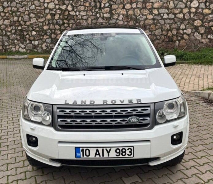 LAND ROVER FREELANDER CAM TAVN 2.2 SD4 HSE BORUSAN ÇIKIŞLI