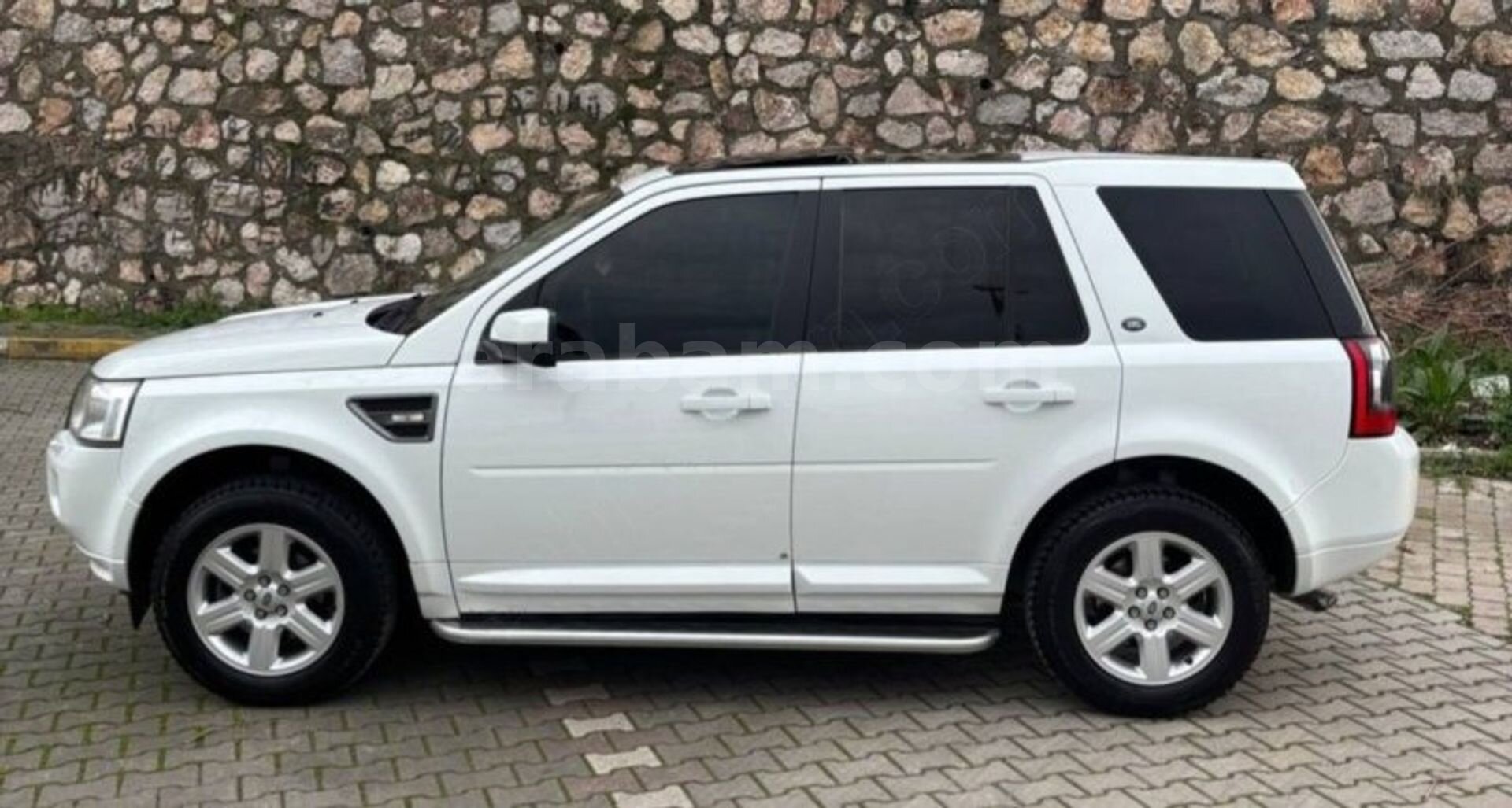 LAND ROVER FREELANDER CAM TAVN 2.2 SD4 HSE BORUSAN ÇIKIŞLI 4