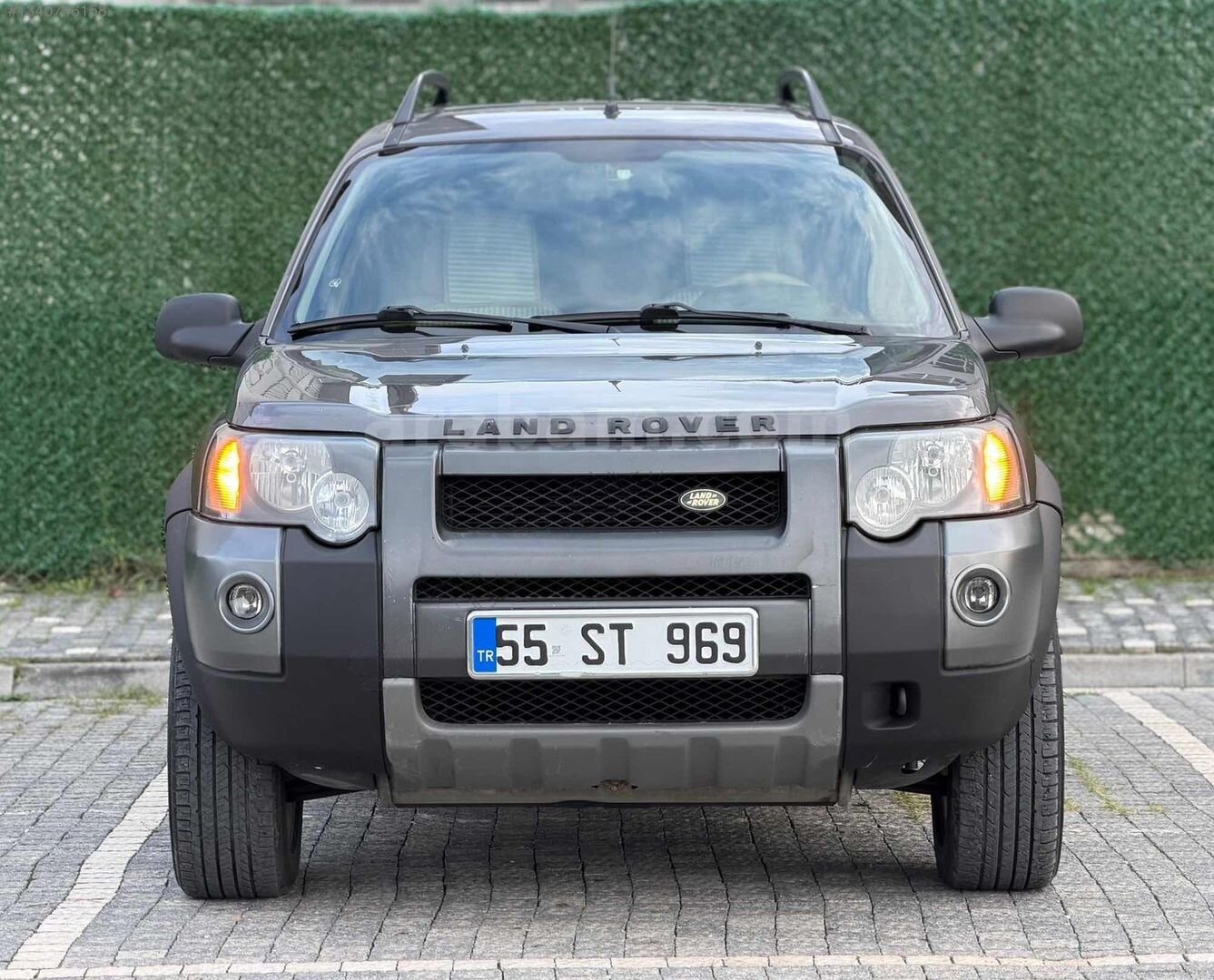 Levent ÖZDEN OTOMOTİV'DEN 2006 HATASIZ FREELANDER 2