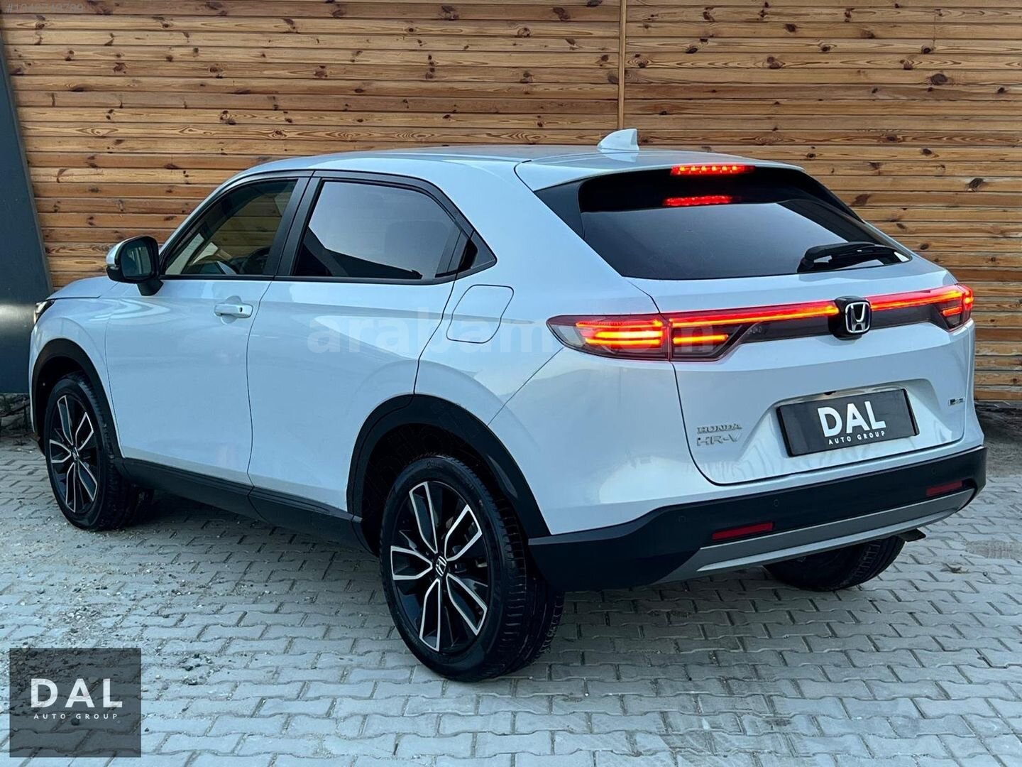 2025 MODEL HONDA HR-V 1.5 eHEV HYBRİD ELEGANCE 9.000 KM 5