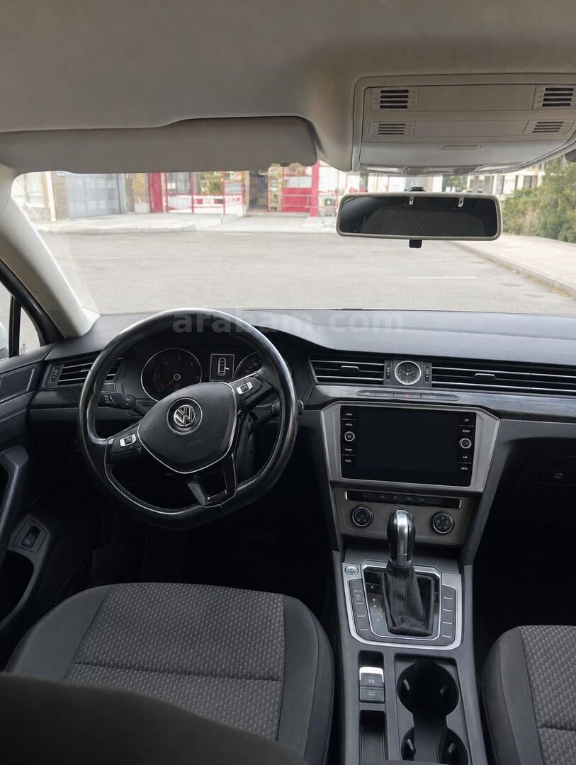 Sahibinden Volkswagen Passat 1.6 TDi BlueMotion Impression 2017 Model Çankırı 241.000 km Beyaz 3