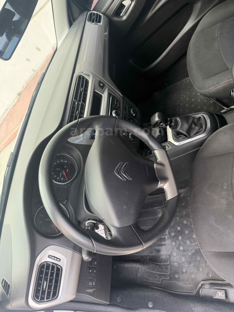 Galeriden Citroen C-Elysée 1.5 BlueHDI Feel Bold 2023 Model Yozgat 3