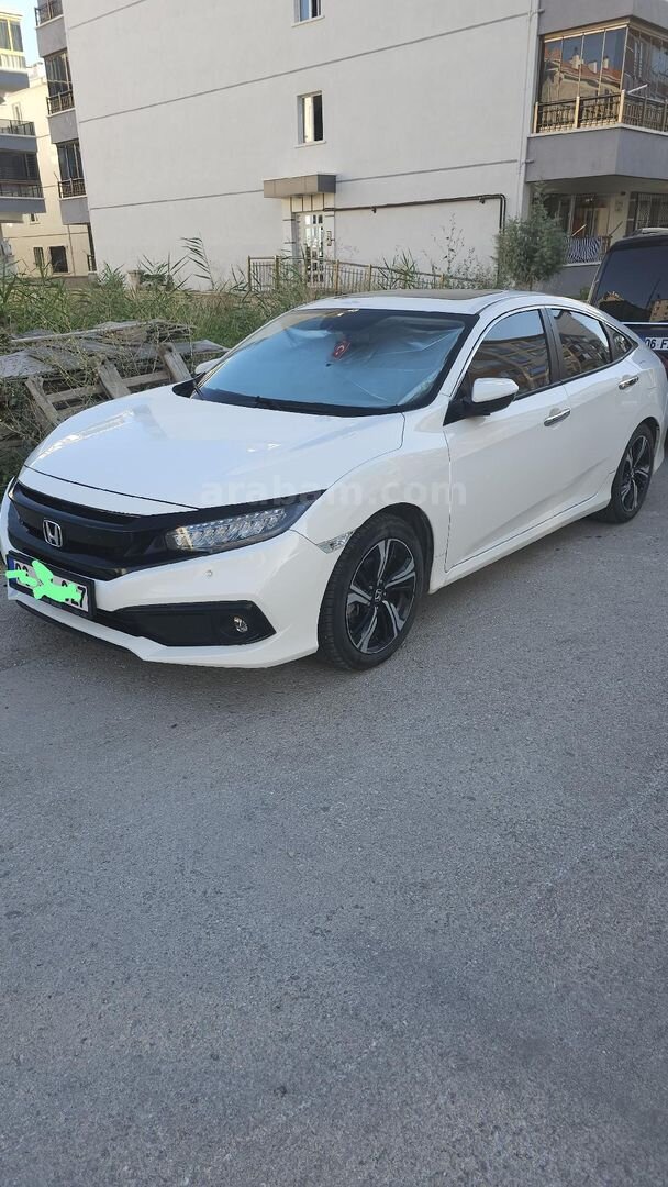Sahibinden Honda Civic 1.6i VTEC ECO Executive 2021 Model 90.000 km Beyaz 4