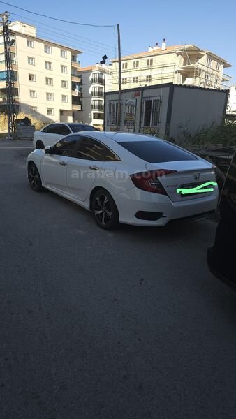 Sahibinden Honda Civic 1.6i VTEC ECO Executive 2021 Model 90.000 km Beyaz