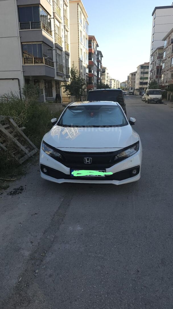 Sahibinden Honda Civic 1.6i VTEC ECO Executive 2021 Model 90.000 km Beyaz 3