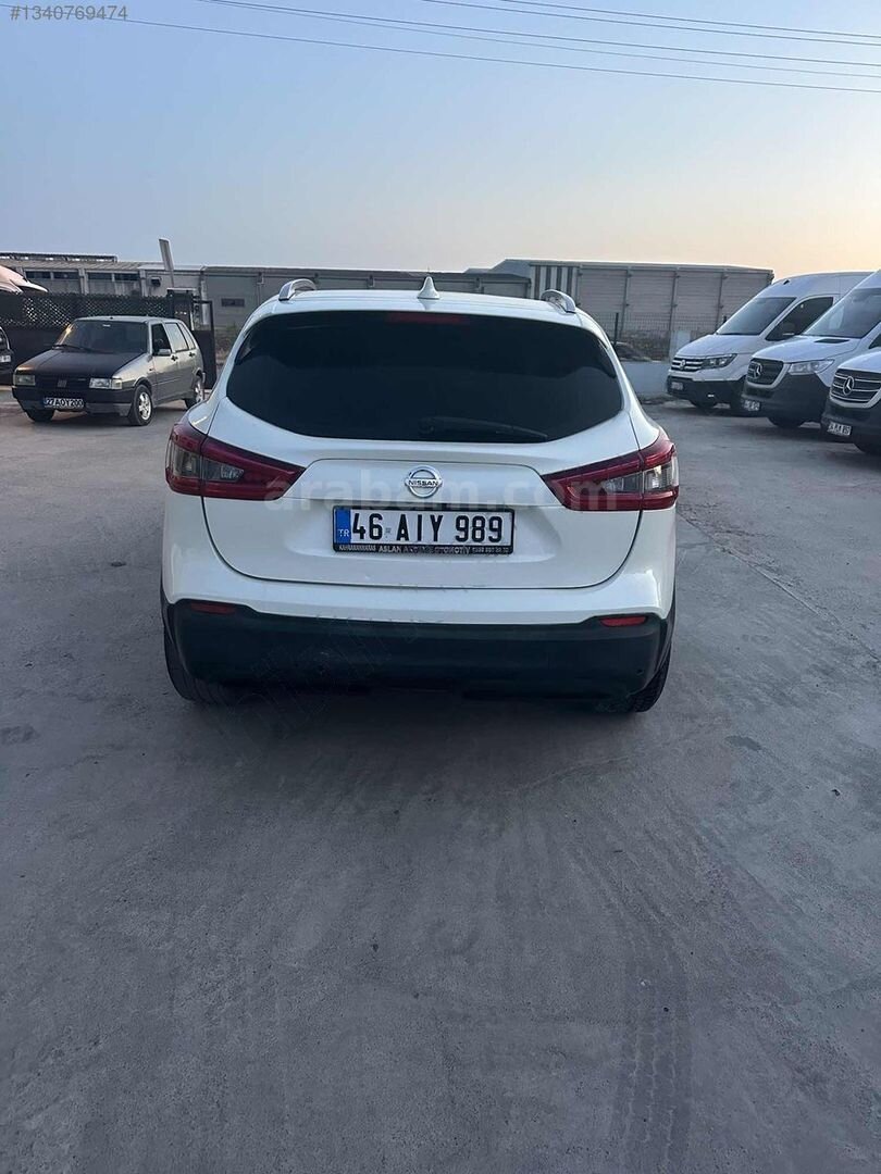 ÇOK TEMİZ DUZGUN KM AZ 2018 OTOMATİK 3
