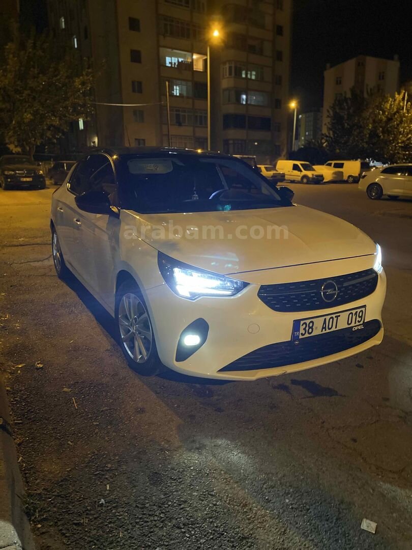 Sahibinden Opel Corsa 1.2 T Elegance 2023 Model 30.000 km Beyaz 4