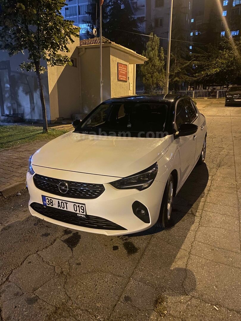 Sahibinden Opel Corsa 1.2 T Elegance 2023 Model 30.000 km Beyaz 7