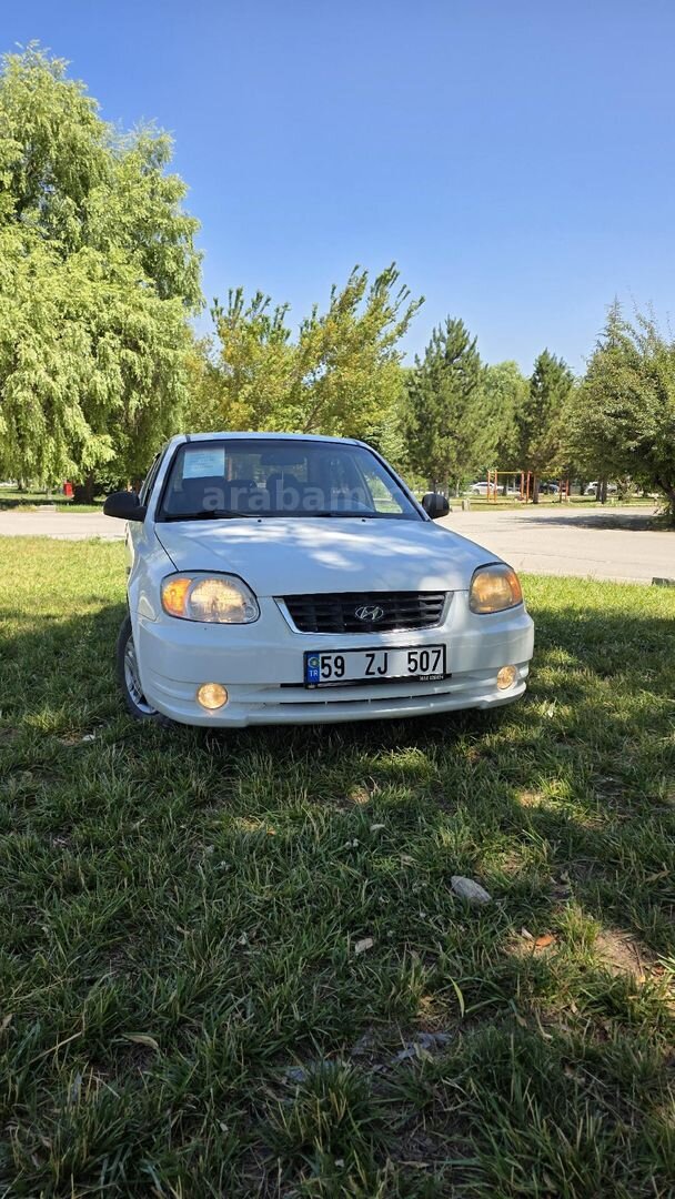 Sahibinden Hyundai Accent 1.5 CRDi Admire 2005 Model 3