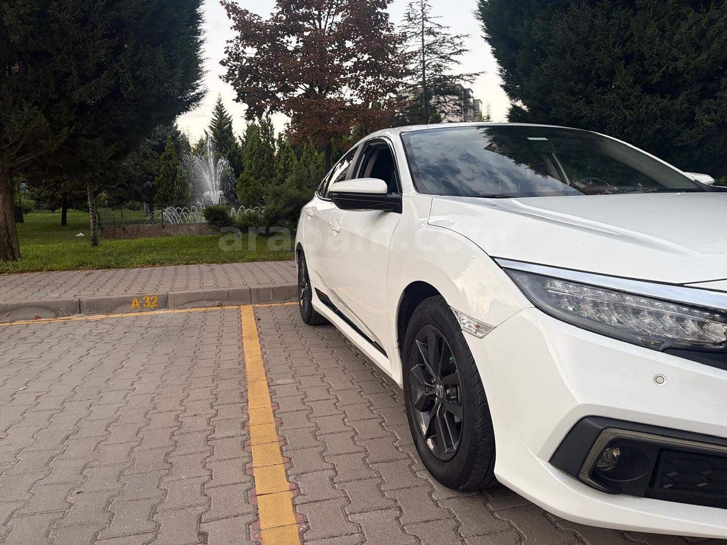 Sahibinden Honda Civic 1.6i VTEC Eco Elegance 2020 Model 4