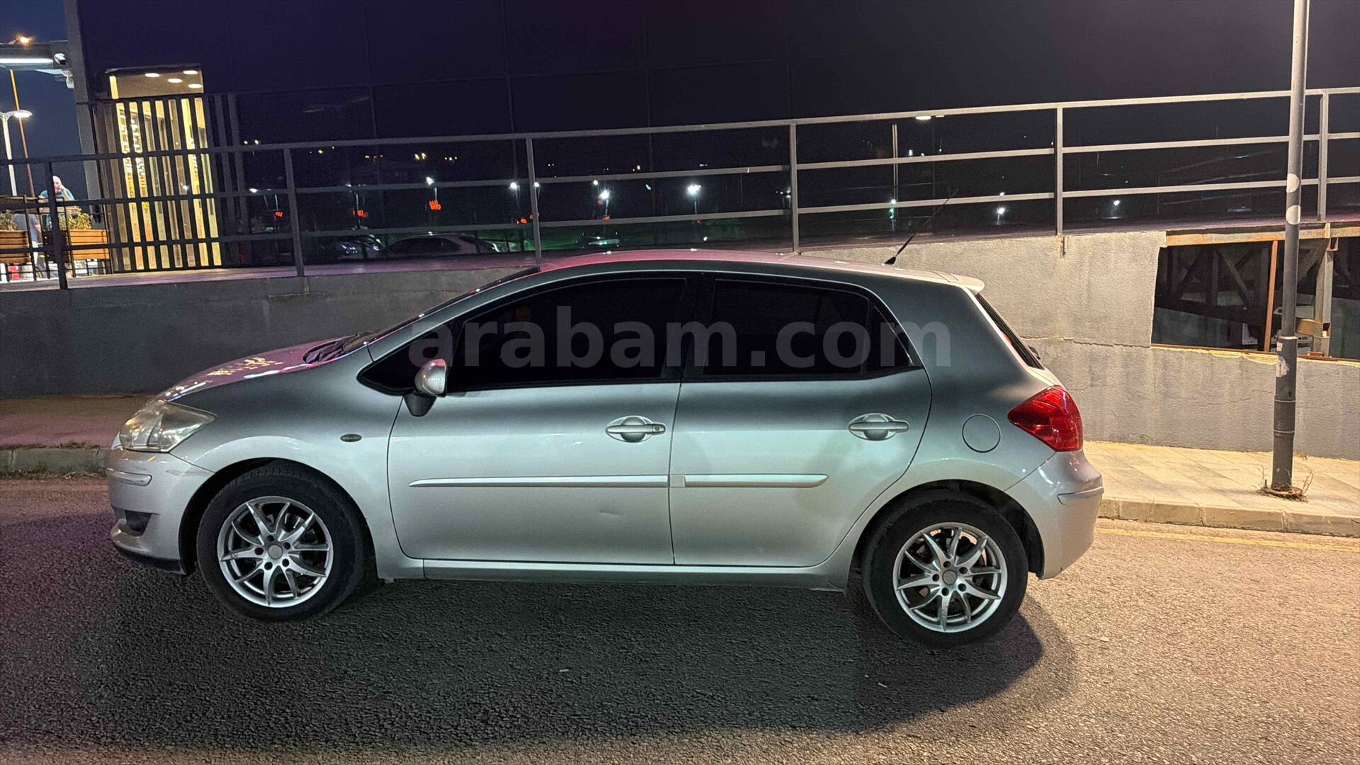 Sahibinden Toyota Auris 1.6 Comfort 2008 Model 2